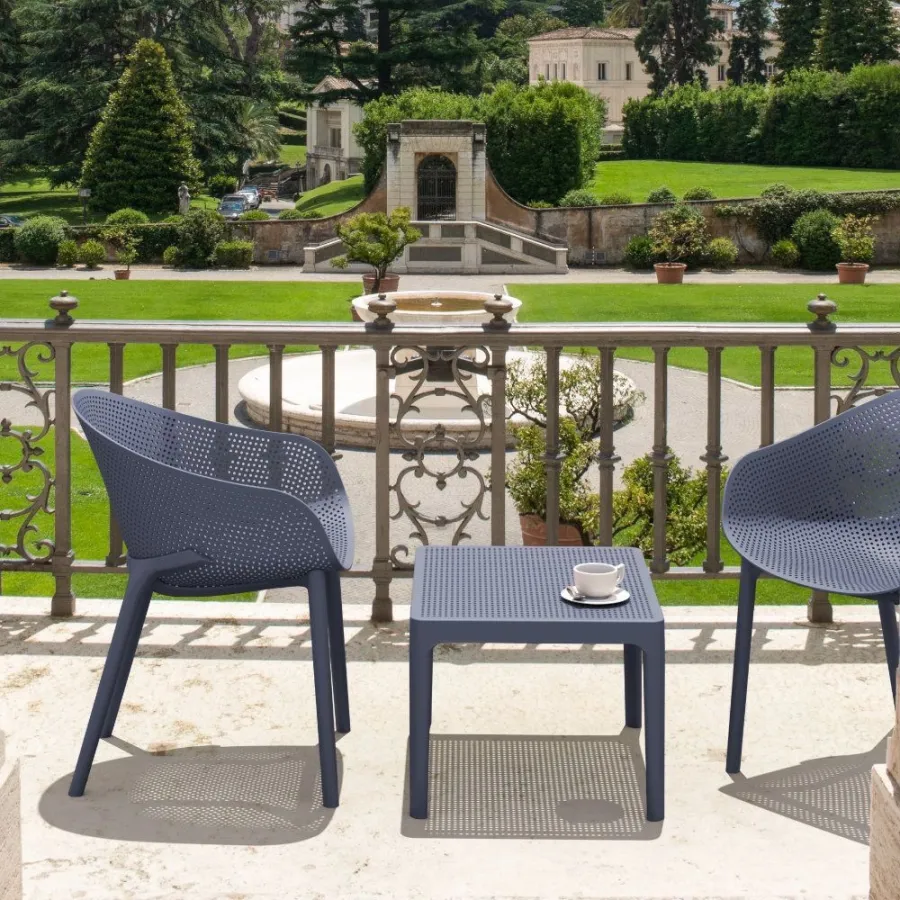 Siesta Sky Conversation Set with Sky 24" Side Table - Dark Gray